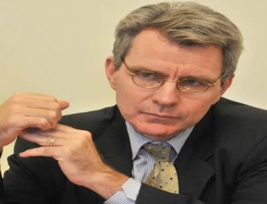 T. Πάιτ: «Η άδεια του Κουφοντίνα είναι βαθύτατα προσβλητική για τα θύματα»